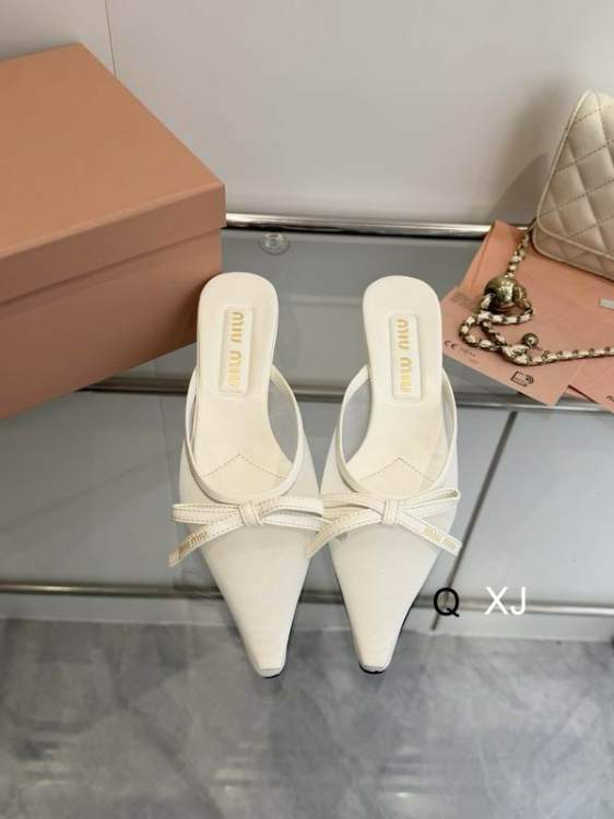 Picture of Miumiu Shoes _SKUMiuMiusz35-40XJ060418056